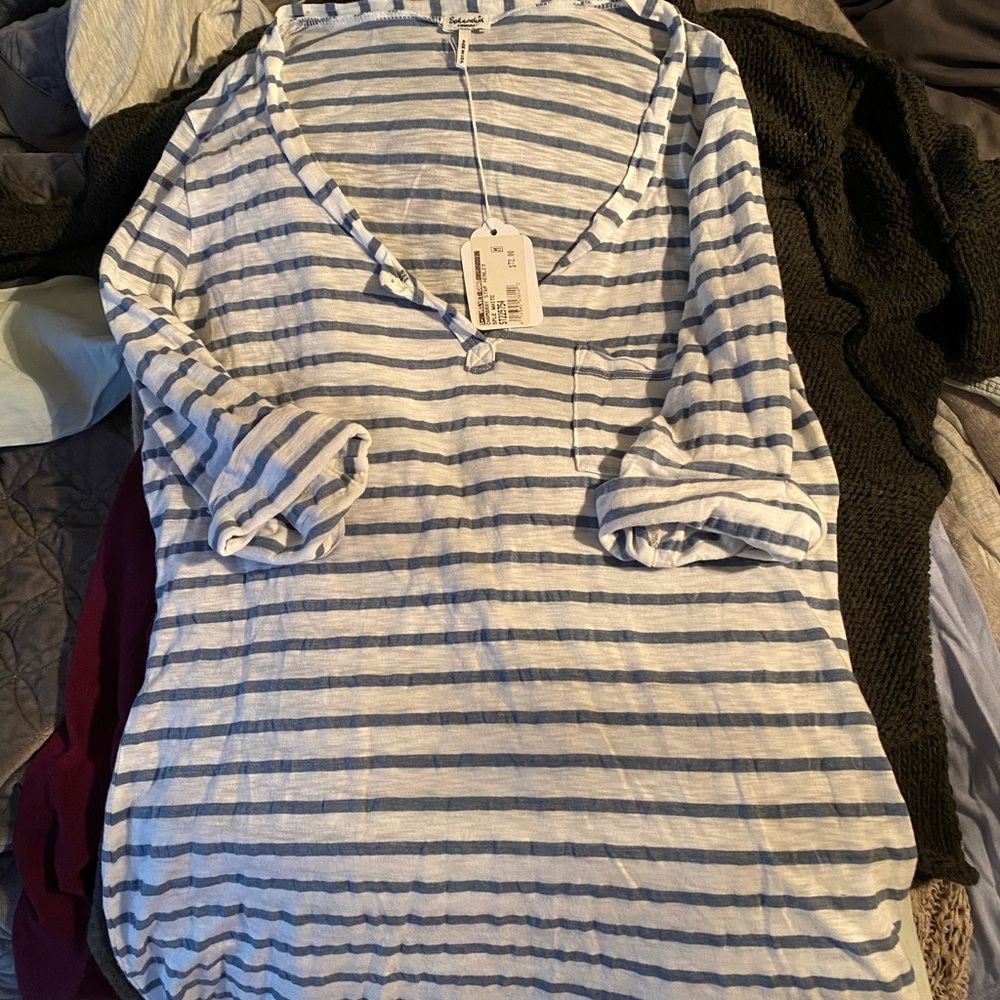 Tags have been removed. Splendid tee size medium